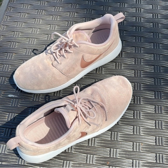 Nike Rose Gold Leopard Print Sparkle Shoes, Size 11 - Picture 10 of 10